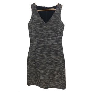 3/$25 ❤️ Gray Banana Republic Sheath Dress